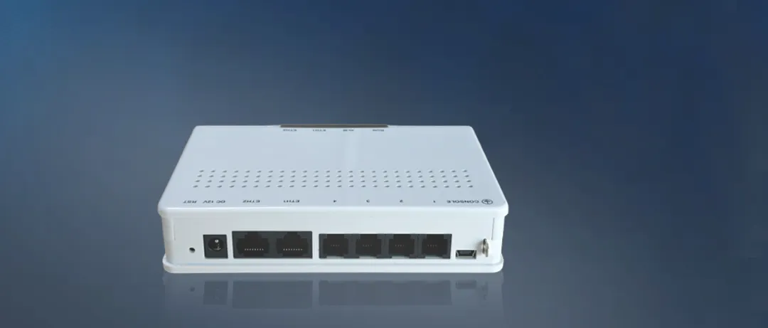 IAD1000-4O 正面外觀